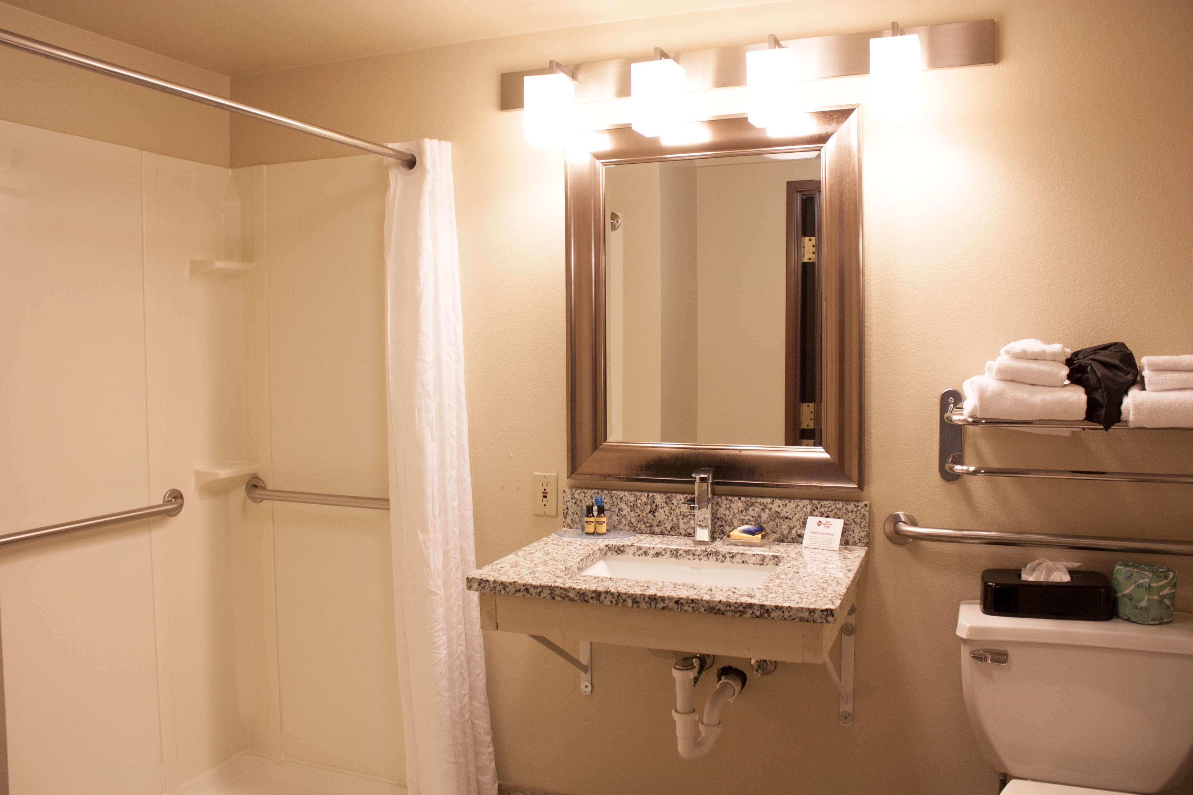 Comfort Inn & Suites Copley Akron Εξωτερικό φωτογραφία