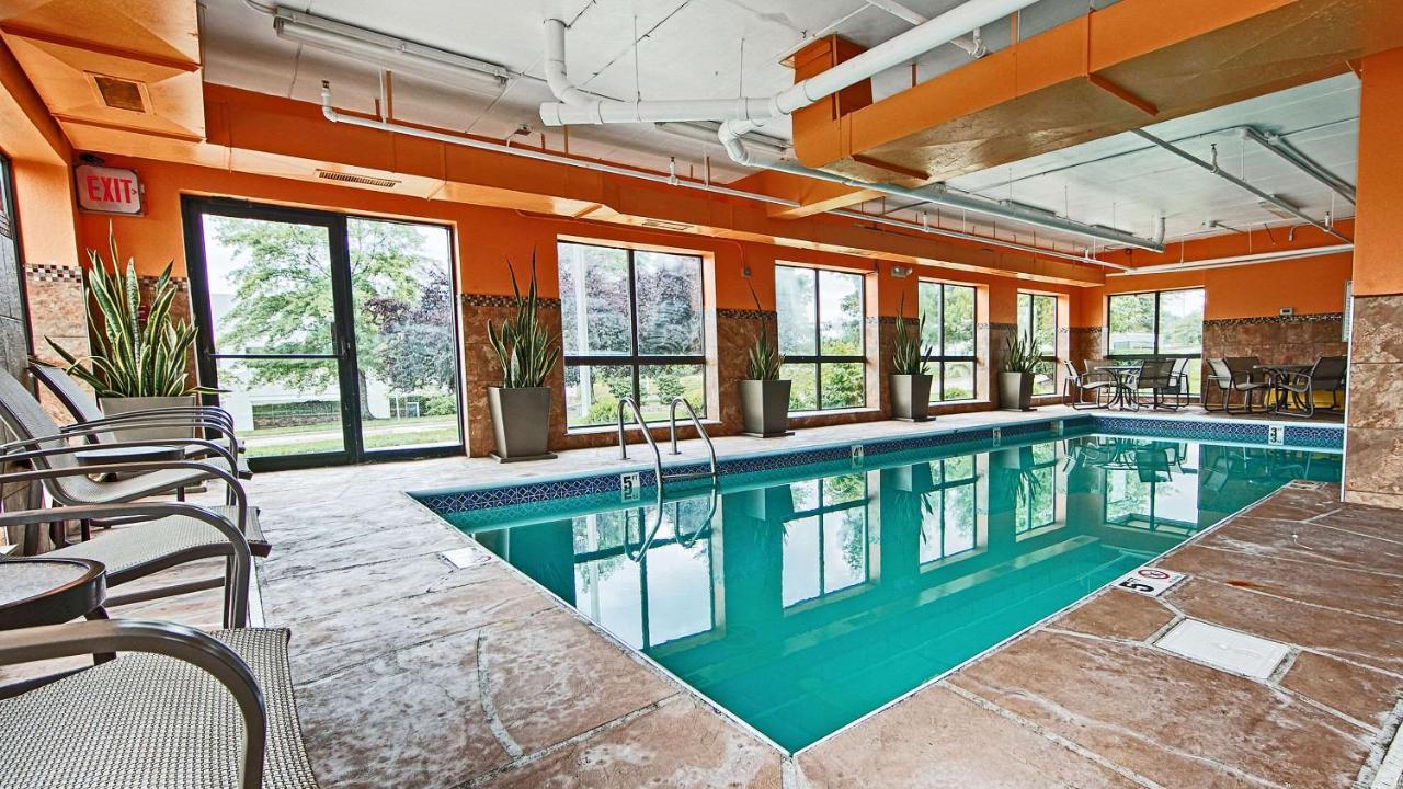 Comfort Inn & Suites Copley Akron Εξωτερικό φωτογραφία