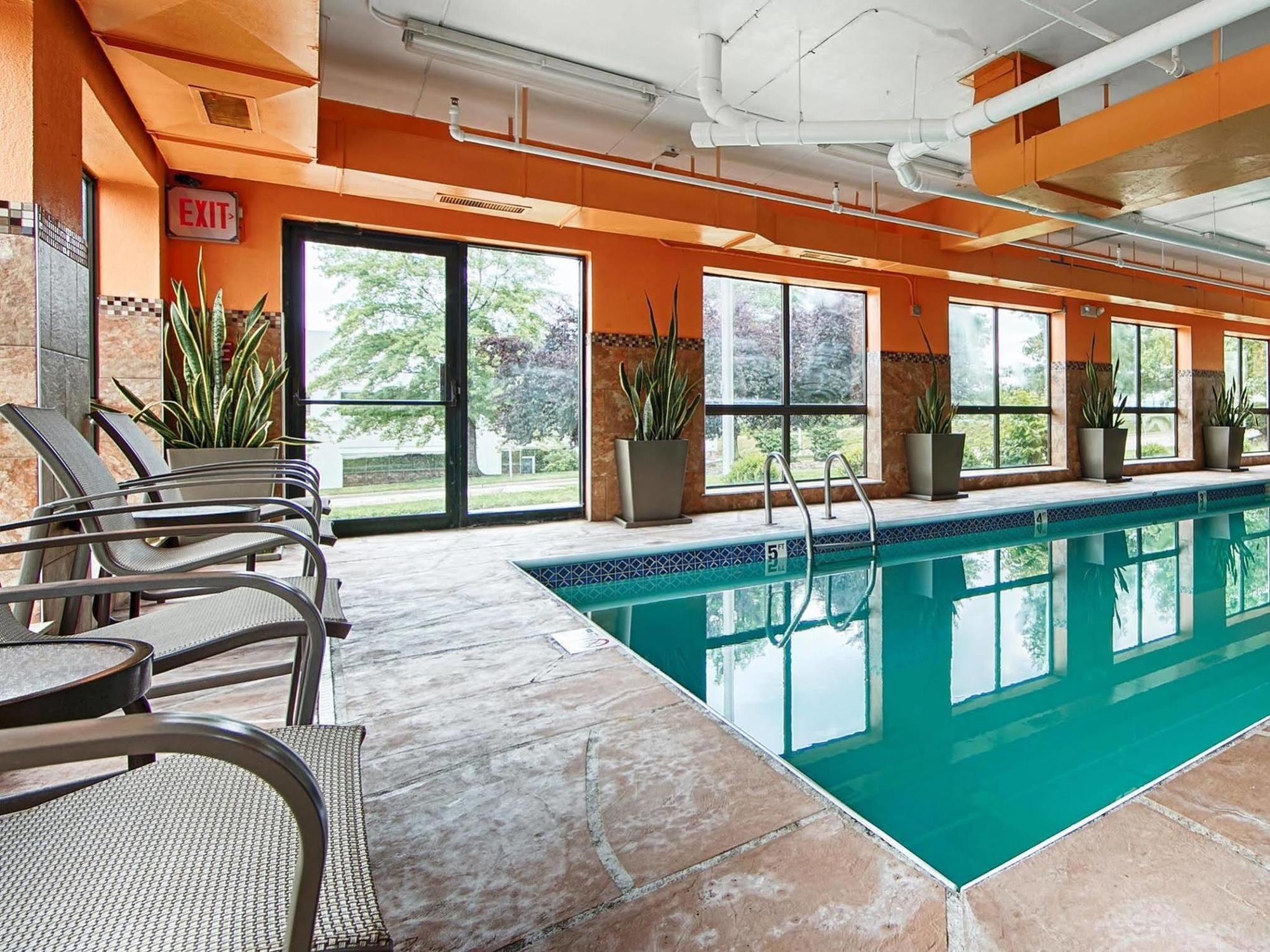 Comfort Inn & Suites Copley Akron Εξωτερικό φωτογραφία