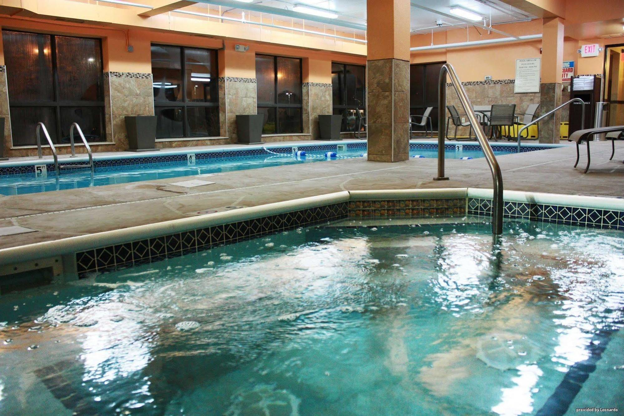 Comfort Inn & Suites Copley Akron Εξωτερικό φωτογραφία