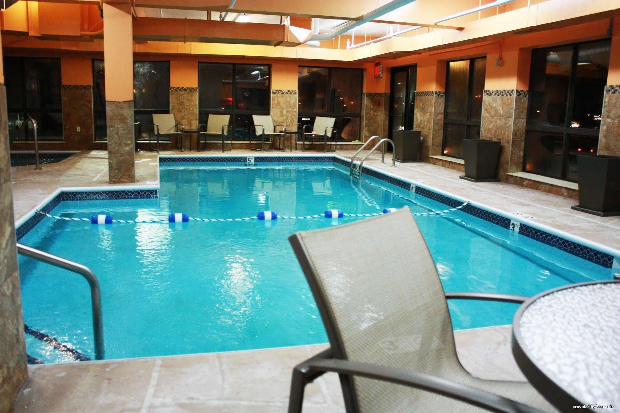Comfort Inn & Suites Copley Akron Εξωτερικό φωτογραφία